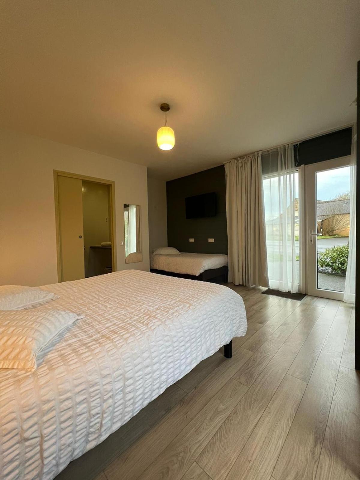 Hotel Les Voisins Beaucemaine Ploufragan Luaran gambar