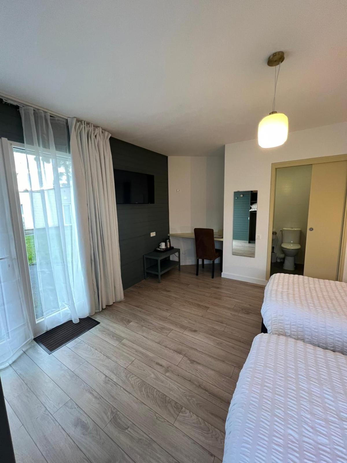 Hotel Les Voisins Beaucemaine Ploufragan Luaran gambar
