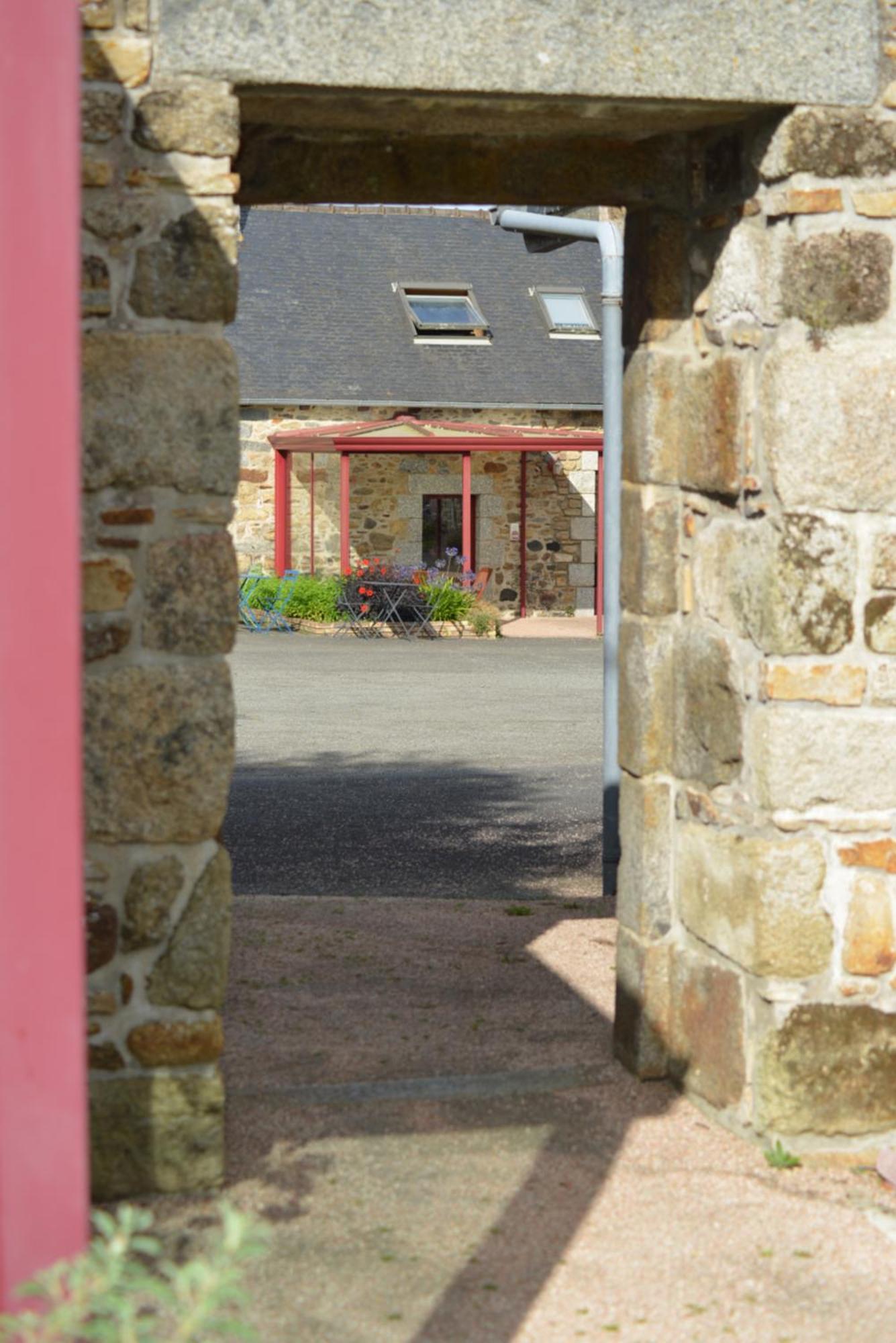 Hotel Les Voisins Beaucemaine Ploufragan Luaran gambar